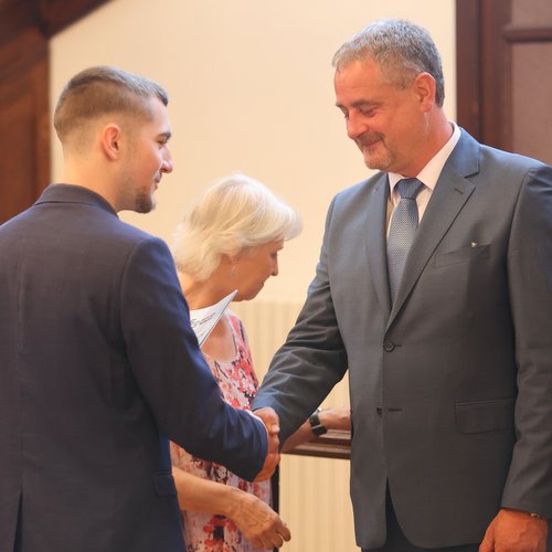 Informace k volbám do Senátu a zastupitelstev krajů (2)